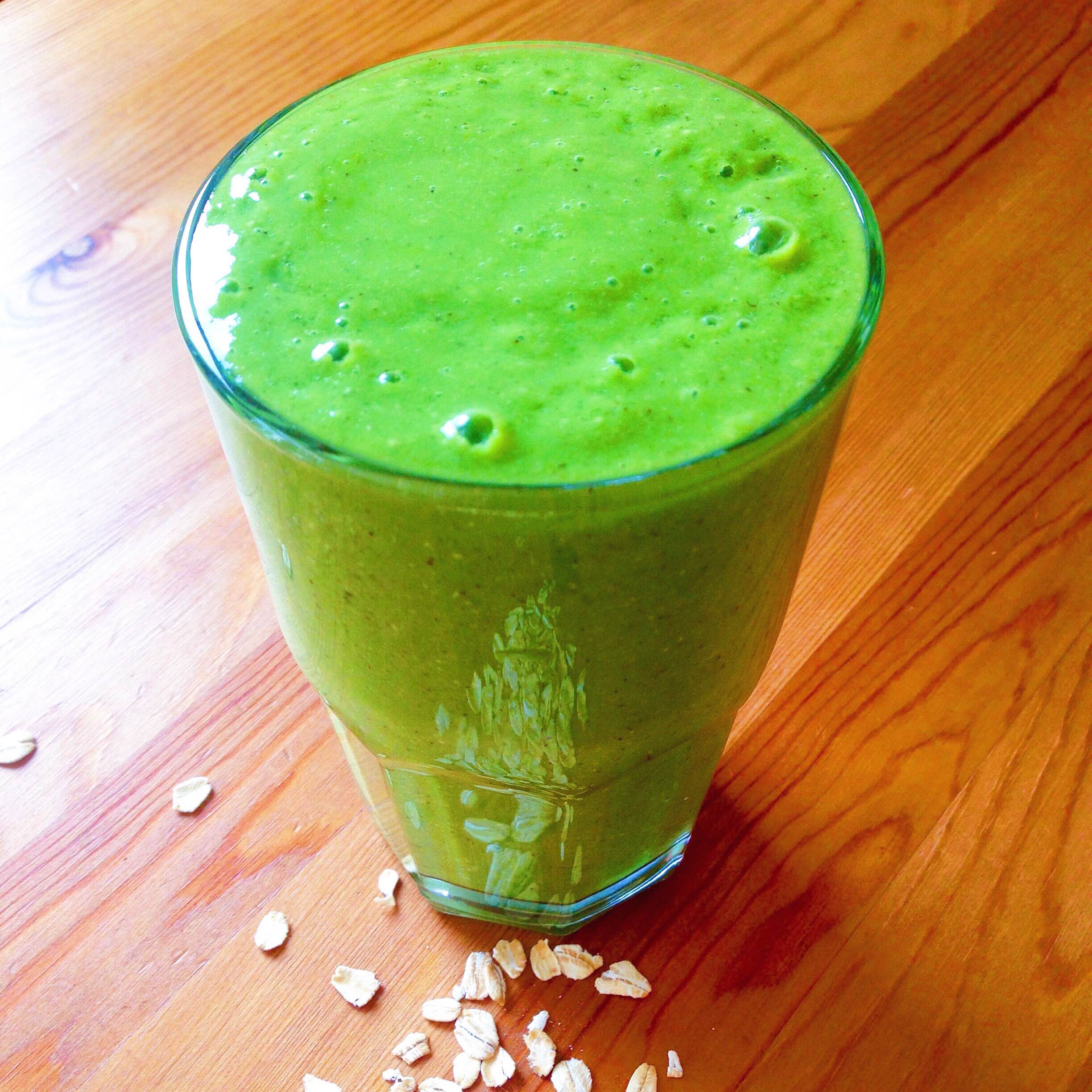 The Best Detox Green Smoothie