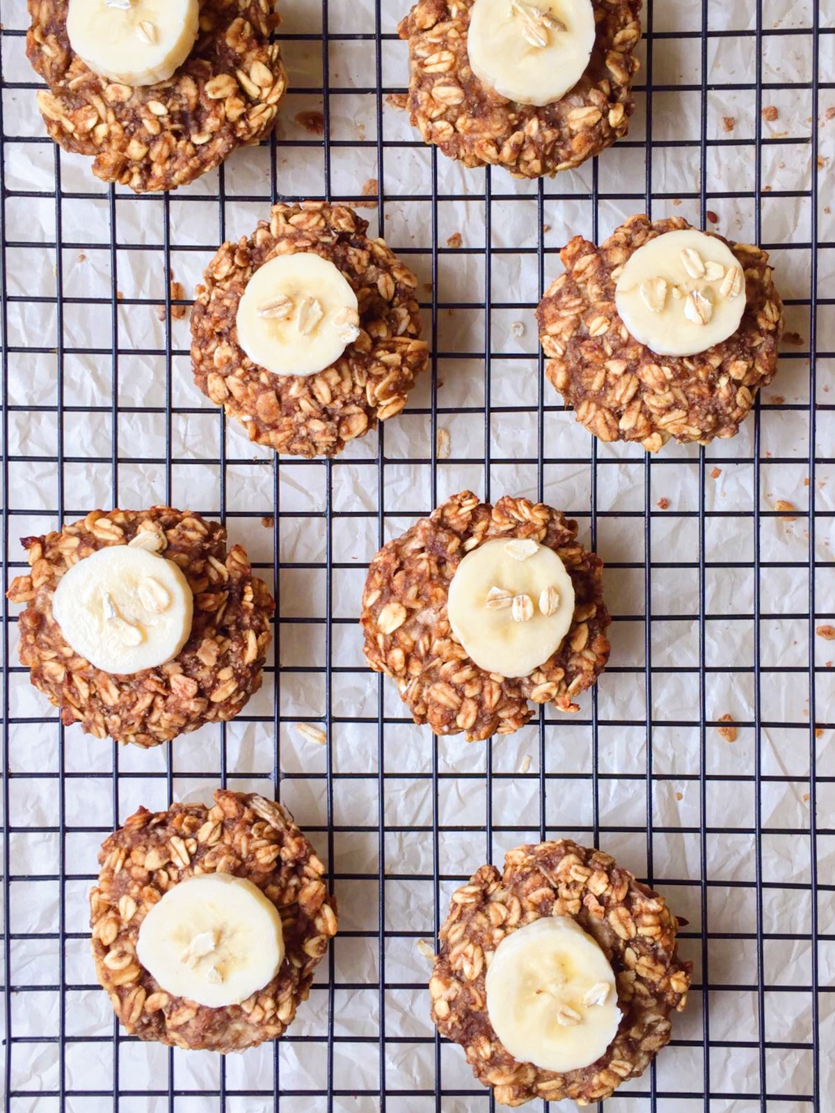4-Ingredient Banana Oatmeal Breakfast Cookies