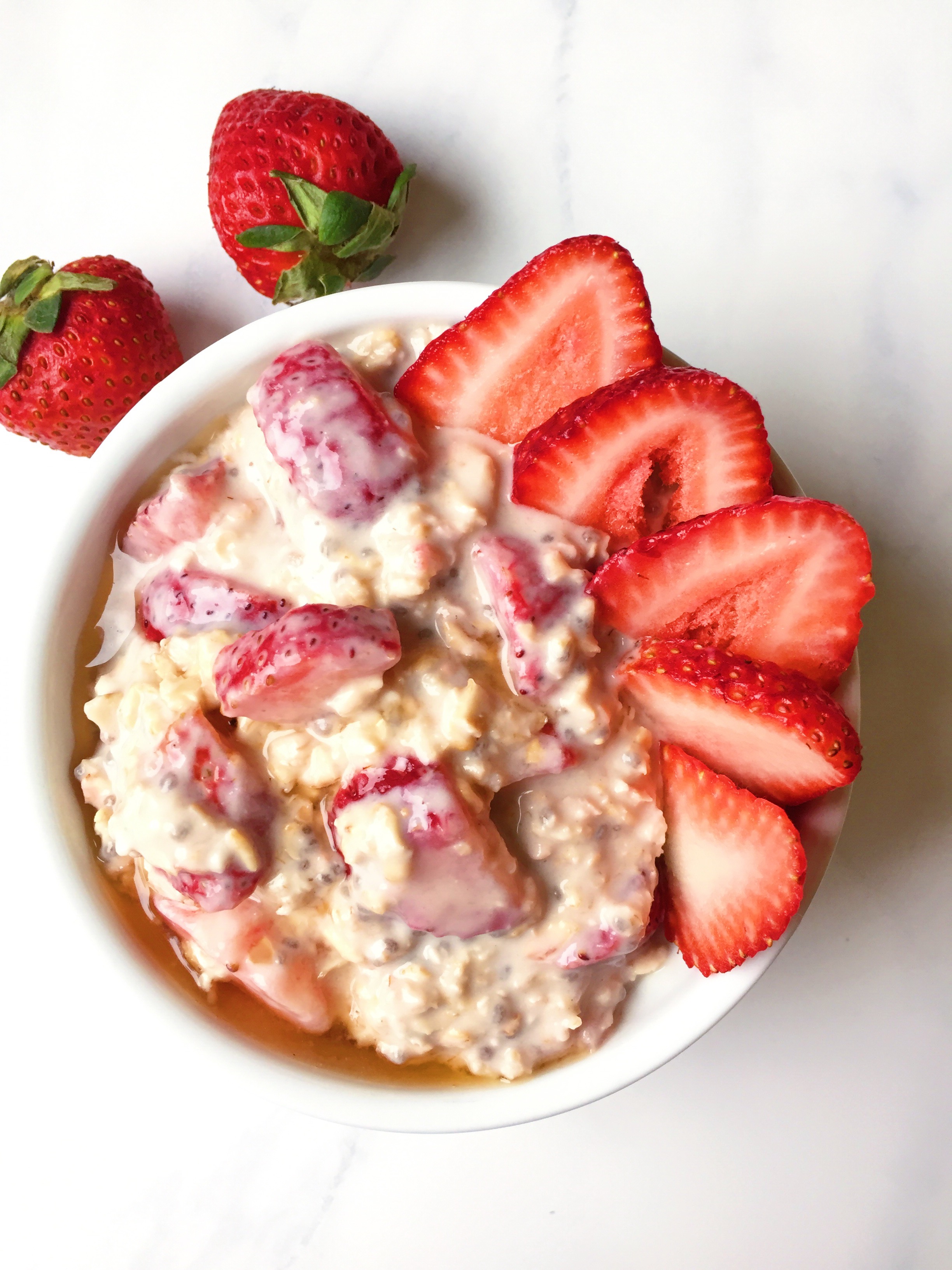 Strawberry Shortcake Overnight Oats