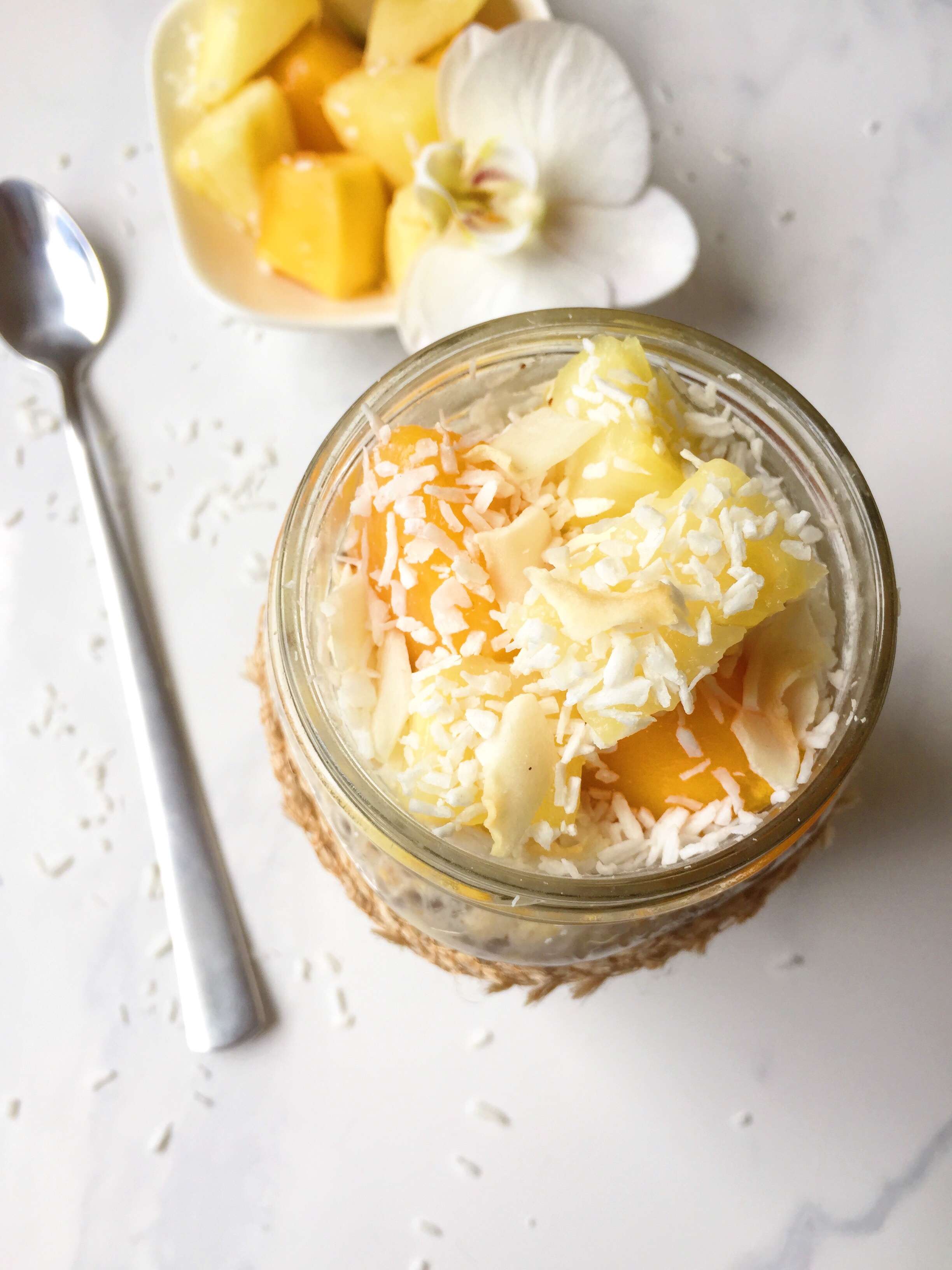 Tropical Coconut Overnight Oats