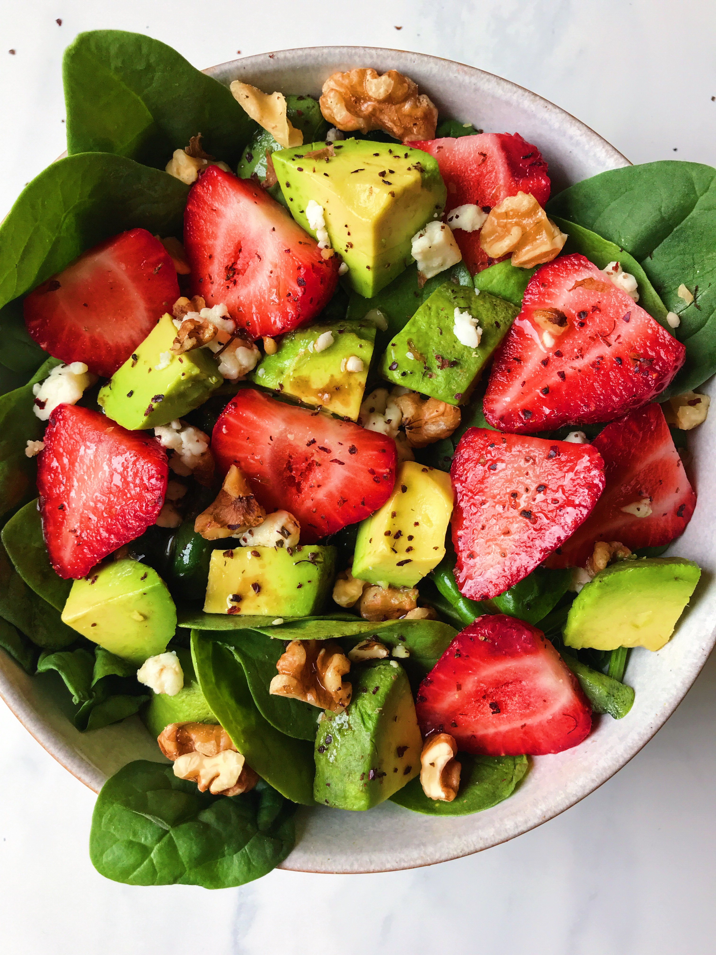 Avocado Strawberry Spinach Salad